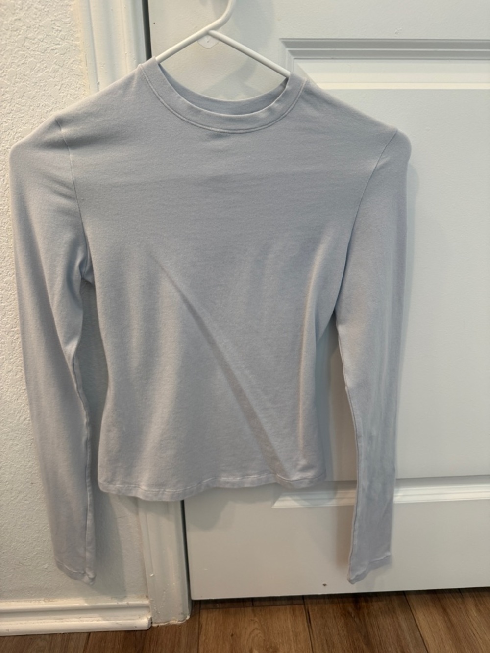 SKIMS SET matching long sleeve and baggy sweatpants set in light baby blue